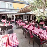 安兹阿泊特科酒店 酒店 4*