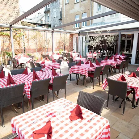 安兹阿泊特科酒店 4* 拉恩河畔林堡