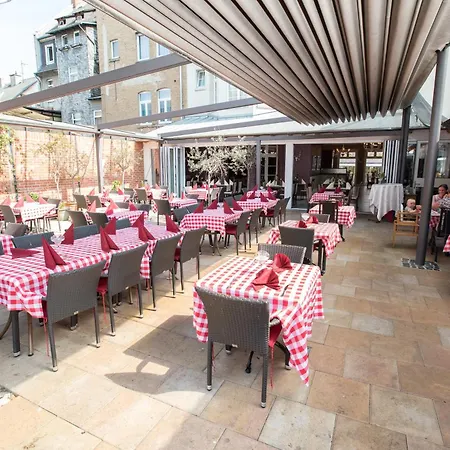 安兹阿泊特科酒店 酒店