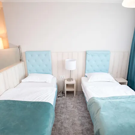 安兹阿泊特科酒店 酒店 4*