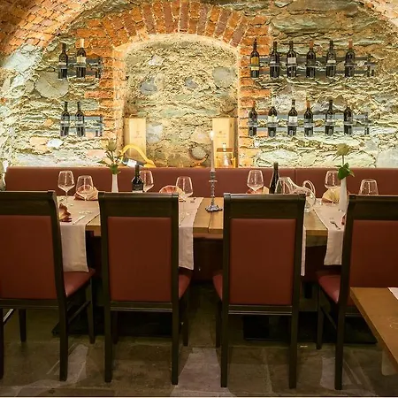 安兹阿泊特科酒店