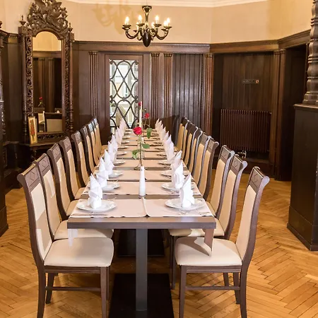 安兹阿泊特科酒店