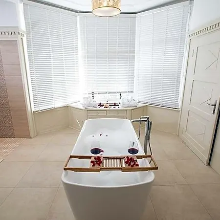 فندق Amts-apotheke 4*