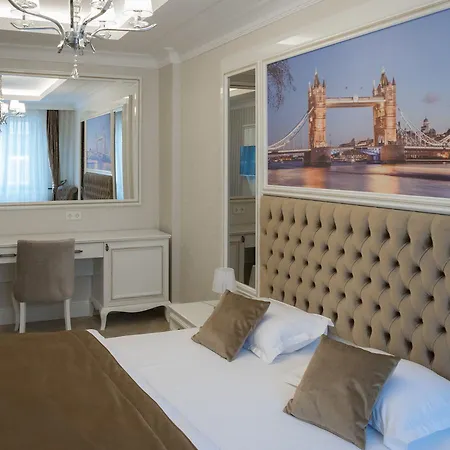 Hotell Amts-apotheke 4*