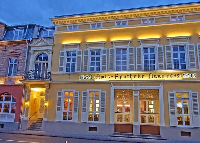 Hotel Amts-apotheke 4*