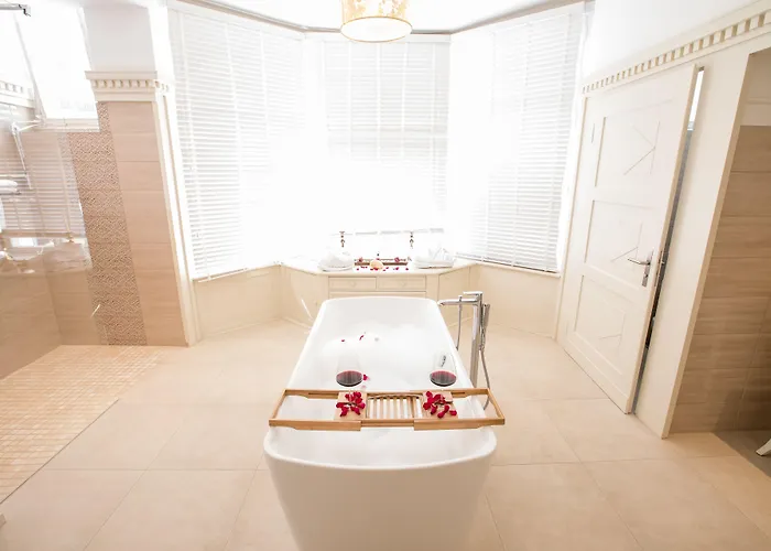 Hotel Amts-apotheke 4*